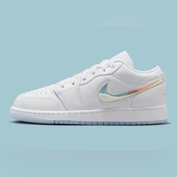 ****update; SOLD *** ✨ NIKE JORDAN GLITTER SWOOSH WHITE SPARKLE ✨ - Picture 8 of 16